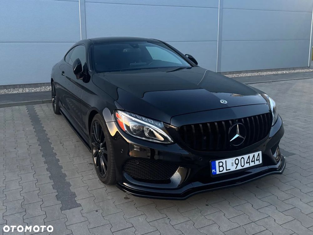 Mercedes-Benz Klasa C 300 9G-TRONIC - 2