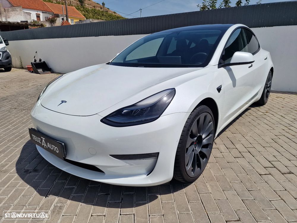 Tesla Model 3 Long Range AWD Dual Motor Performance - 4