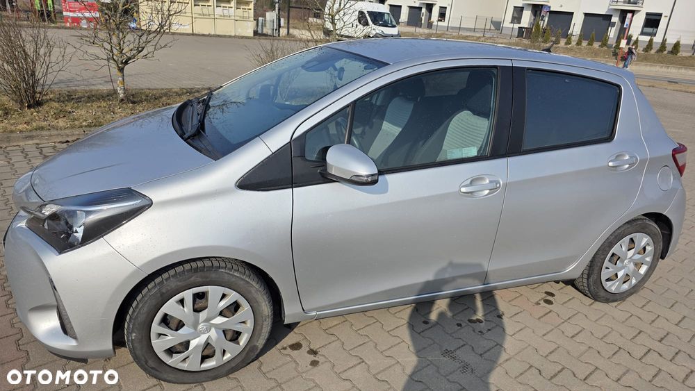 Toyota Yaris 1.5 Premium - 7