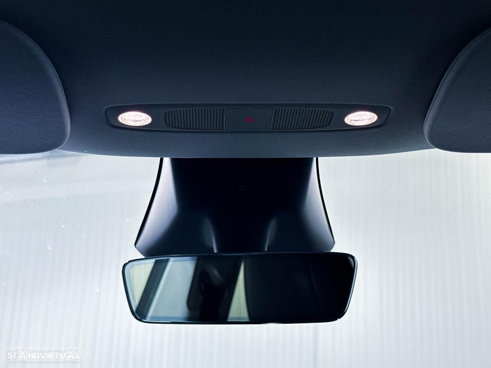Tesla Model Y Standard - 26