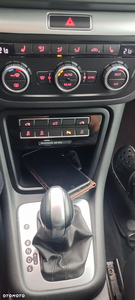 Volkswagen Sharan 2.0 TDI Highline DSG - 10