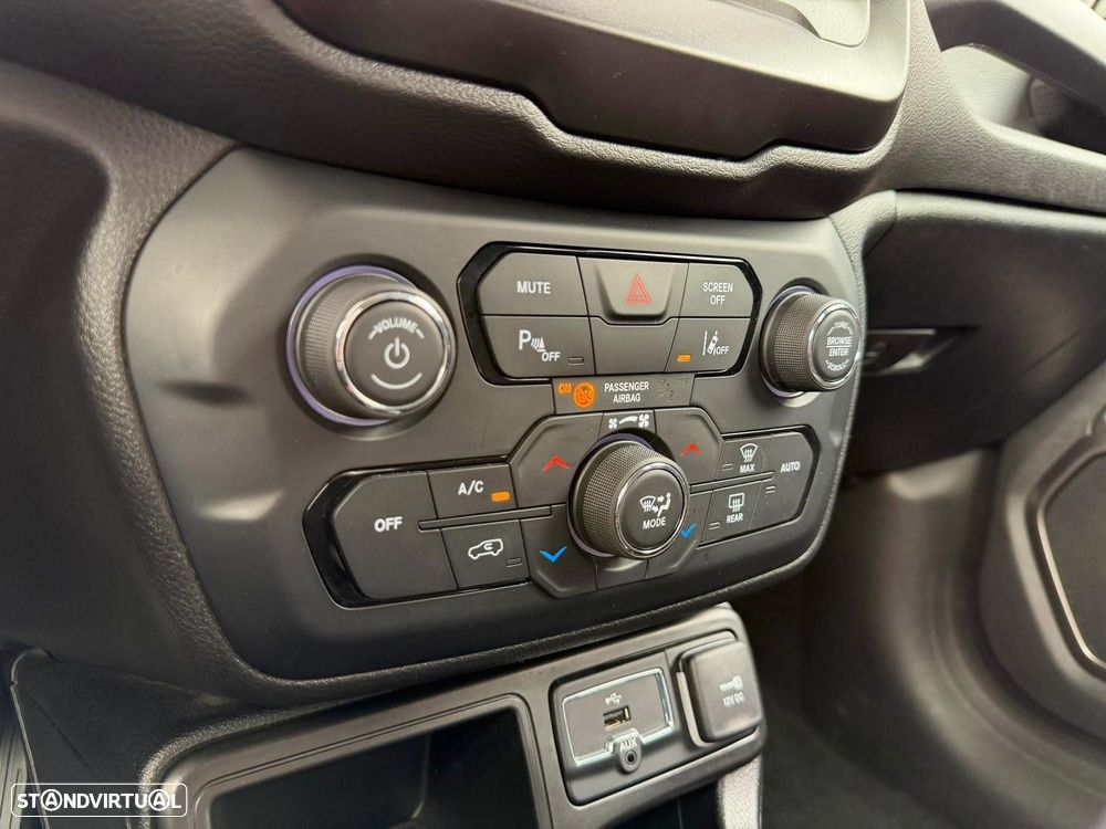 Jeep Renegade 1.0 T Limited - 16