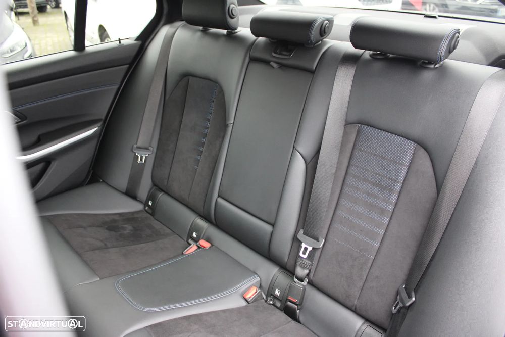 BMW 320 d Pack M Auto - 21