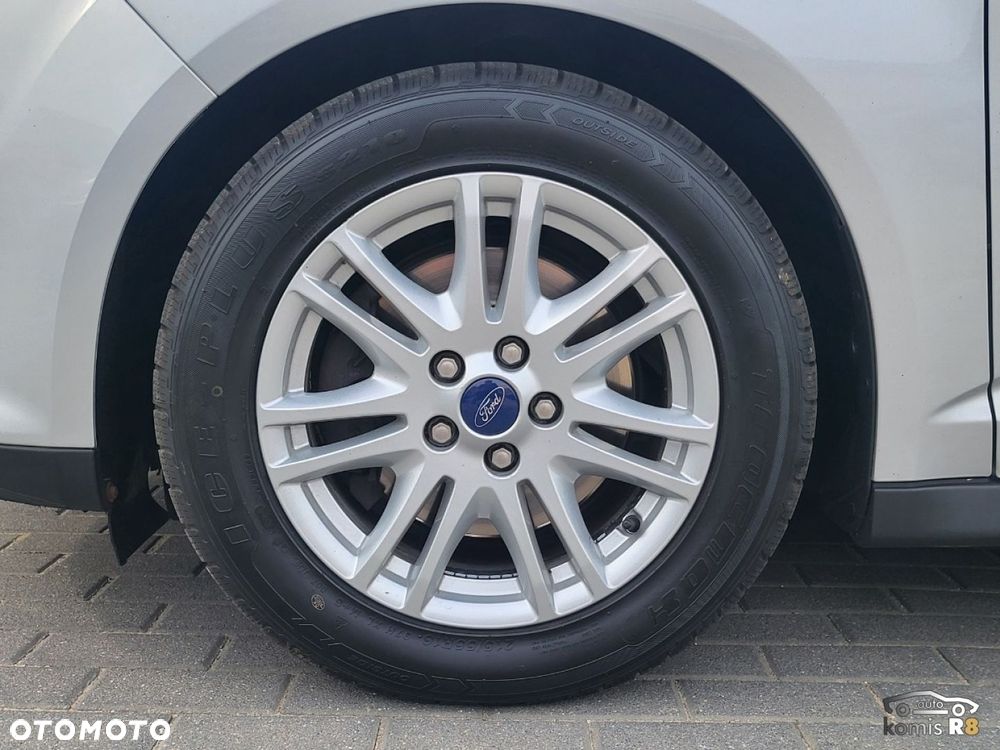 Ford Grand C-MAX - 10