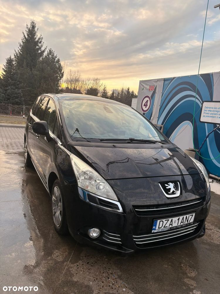 Peugeot 5008 HDI FAP 150 Family - 3