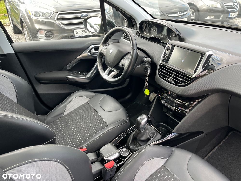 Peugeot 2008 PureTech 110 Stop&Start Allure - 21