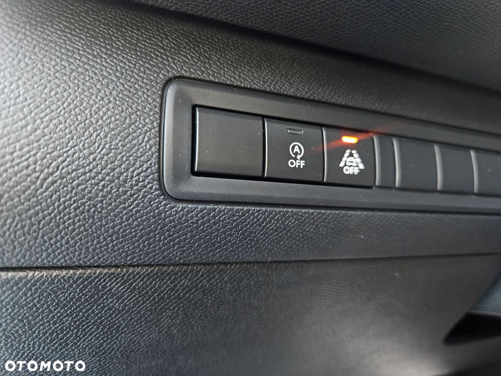 Peugeot 308 1.2 PureTech GPF Allure S&S EAT8 - 25