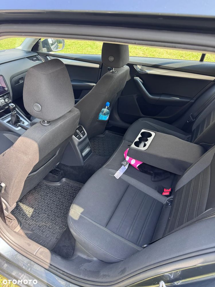 Skoda Octavia 1.6 TDI Ambition - 6