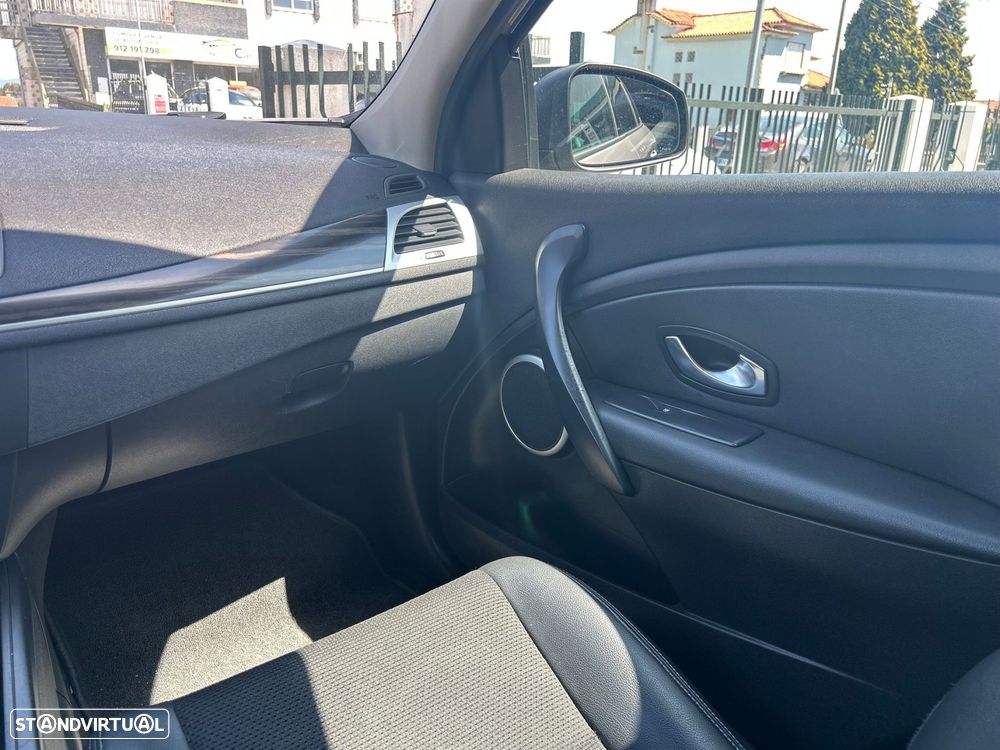 Renault Mégane Sport Tourer 1.5 dCi Dynamique - 12