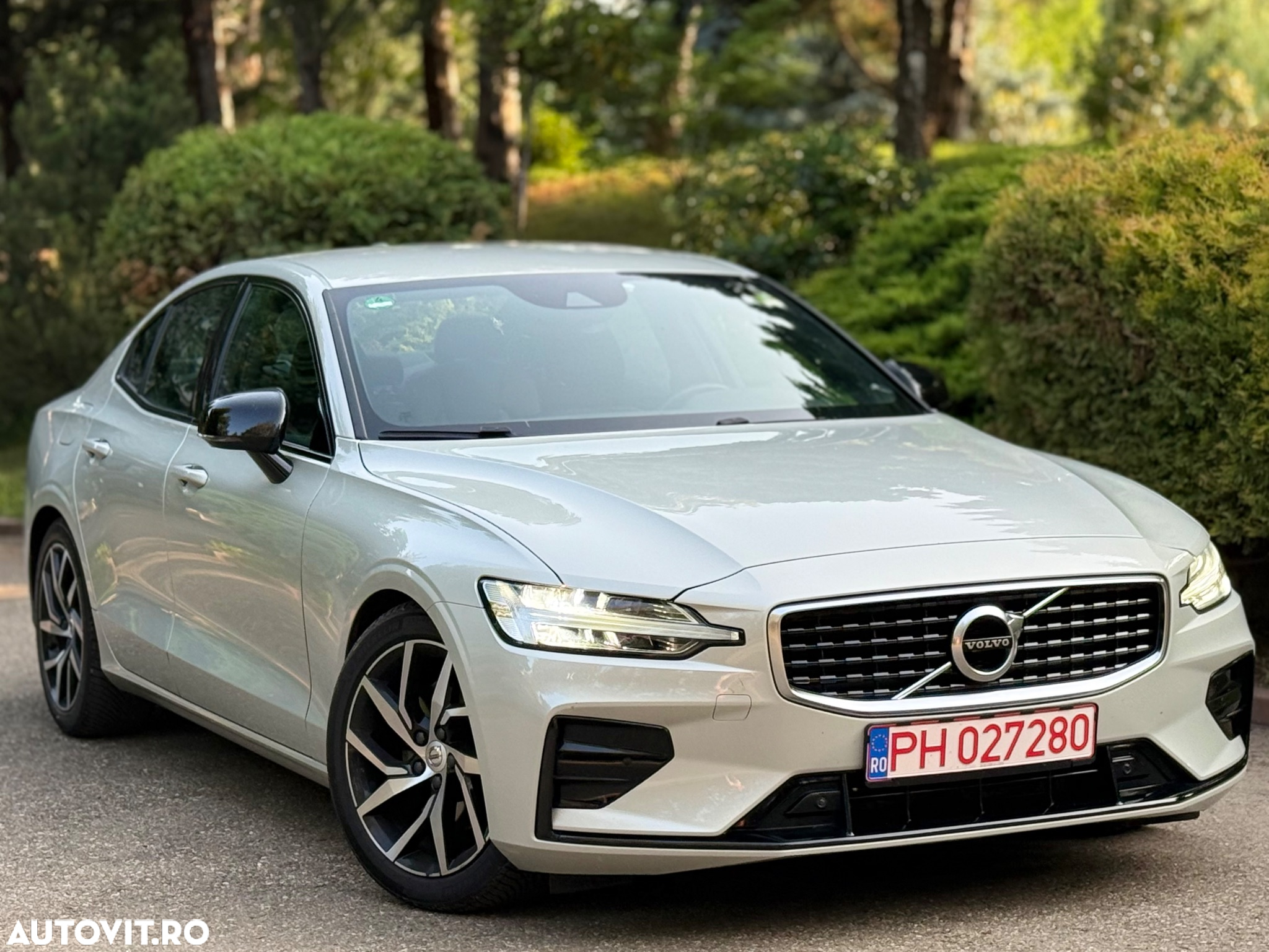 Volvo S60 T4 R-Design - 40