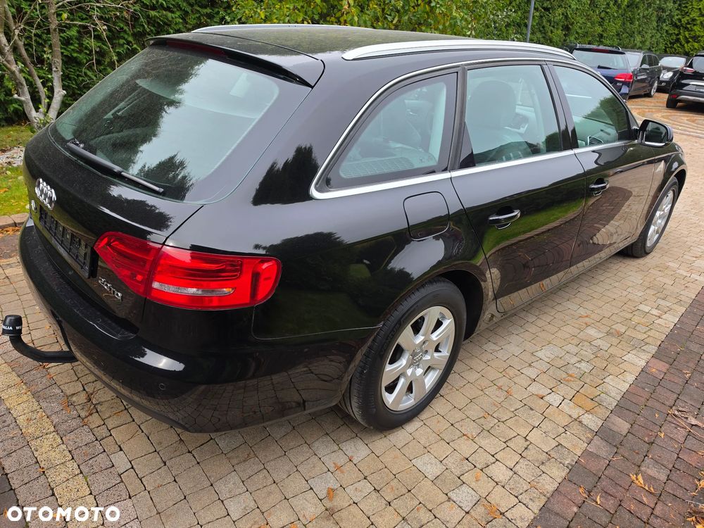Audi A4 Avant 2010 photo 5