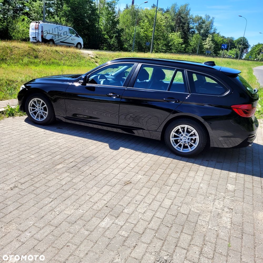 BMW Seria 3 320d - 6