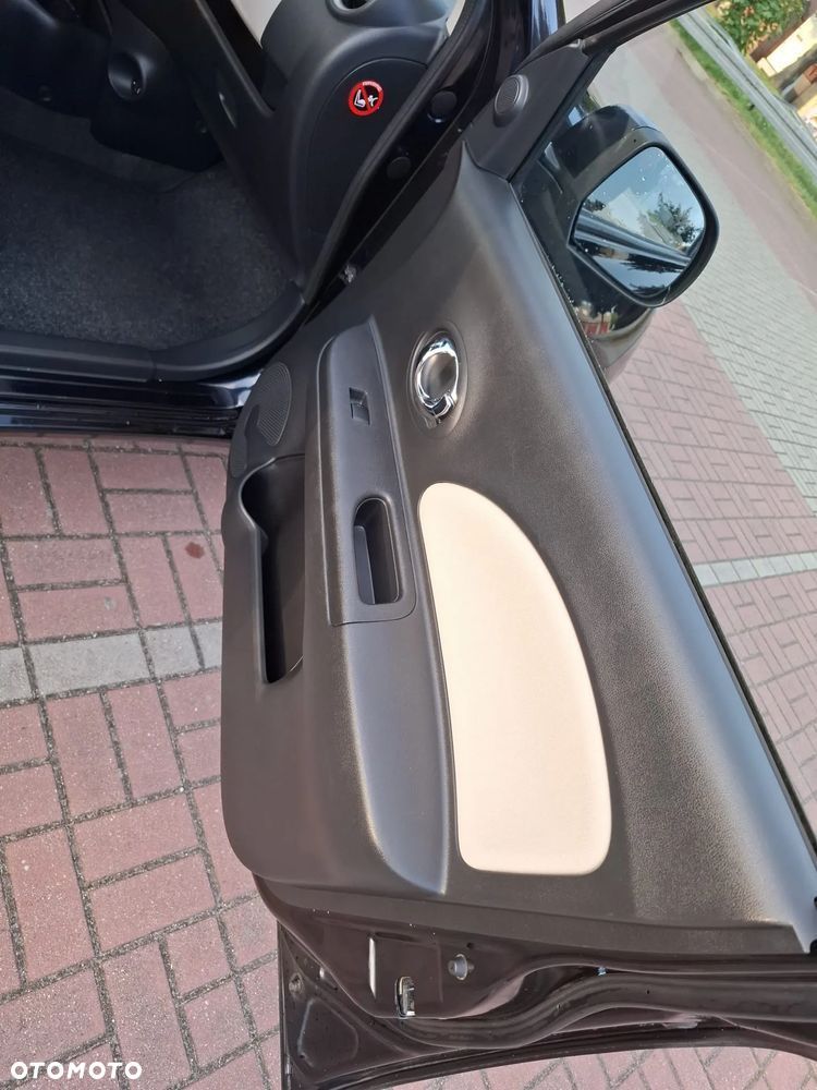 Nissan Micra 1.2 Bild der Frau - 15