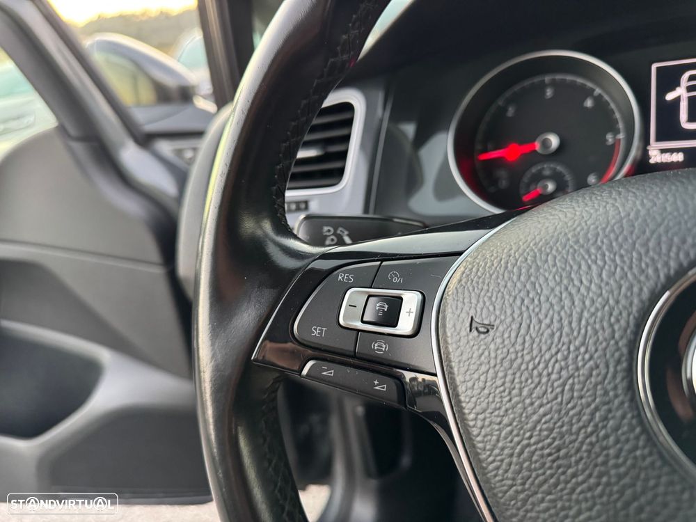 VW Golf Variant 1.6 TDi Confortline - 14