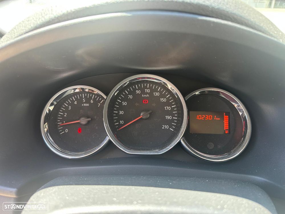 Dacia Sandero - 4