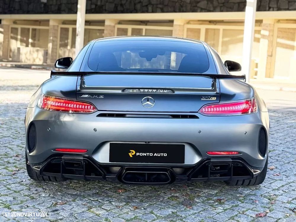 Mercedes-Benz AMG GT R - 3