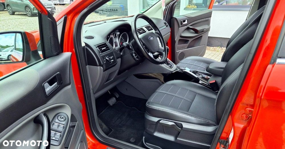 Ford Kuga - 22