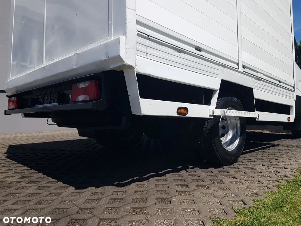 Iveco 70C18 KONTENER ROLETY BOK DO TRANSPORTU WODY 3,23x2,21x1,86 KLIMA DMC 7000KG RAMA PODWOZIE - 22