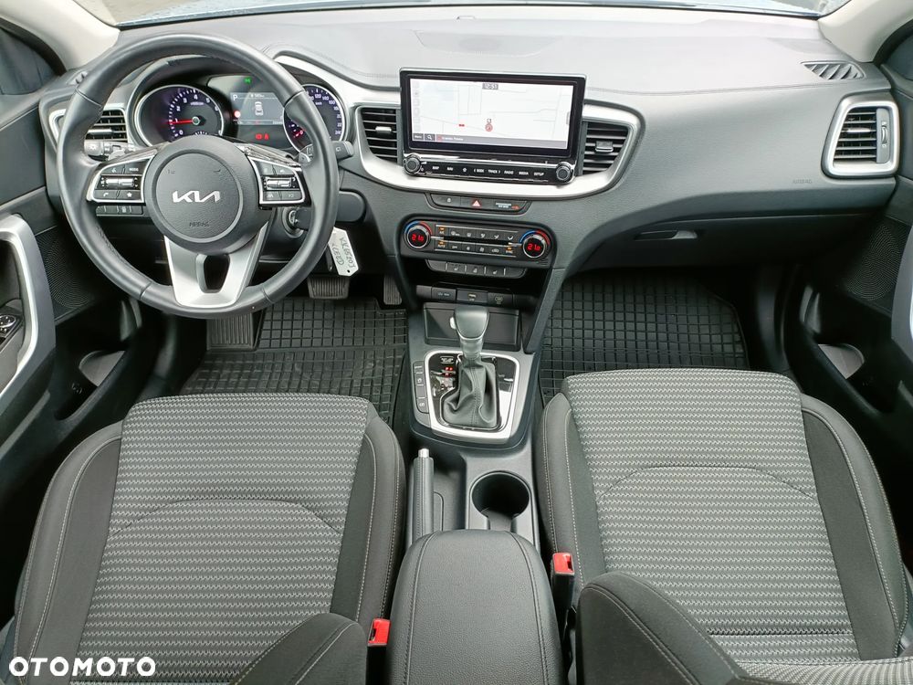 Kia XCeed 1.5 T-GDI M DCT - 12