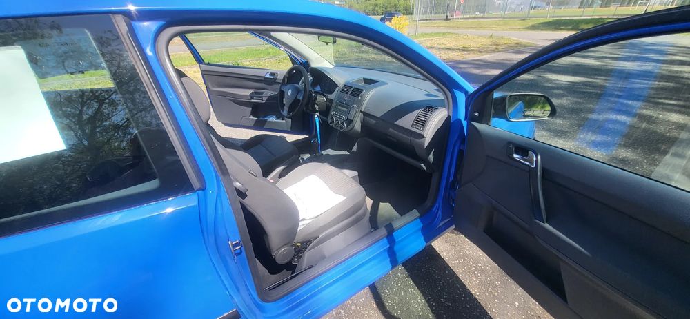 Volkswagen Polo 1.4 TDI Comfortline - 6