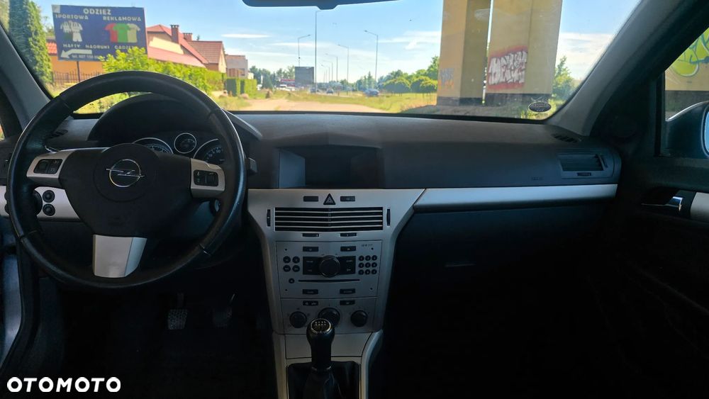 Opel Astra 1.4 150 Jahre - 37