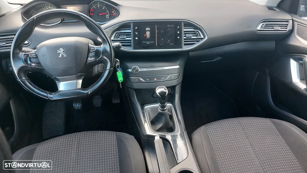 Peugeot 308 1.5 BlueHDi Style - 12