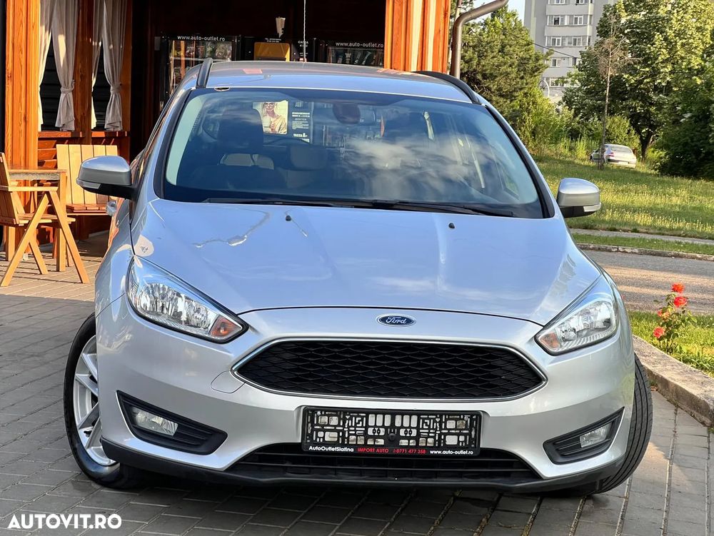 Ford Focus 1.6 TDCi DPF Start-Stopp-System SYNC Edition - 9