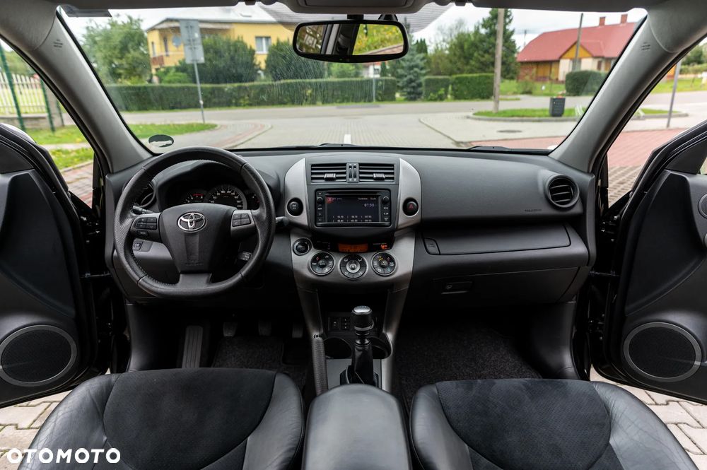 Toyota RAV4 2.0 4x4 Sol - 21