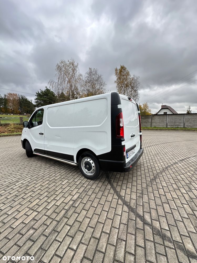 Renault TRAFIC - 2