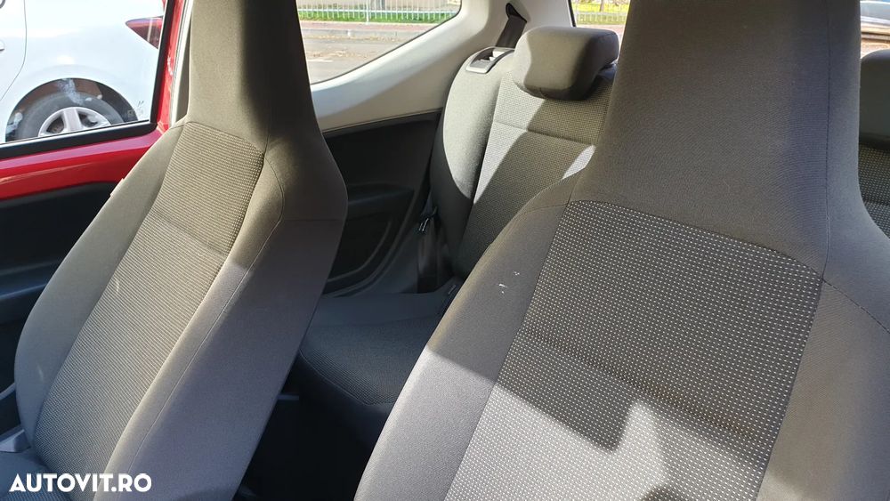 Volkswagen up! 1.0 Take - 16