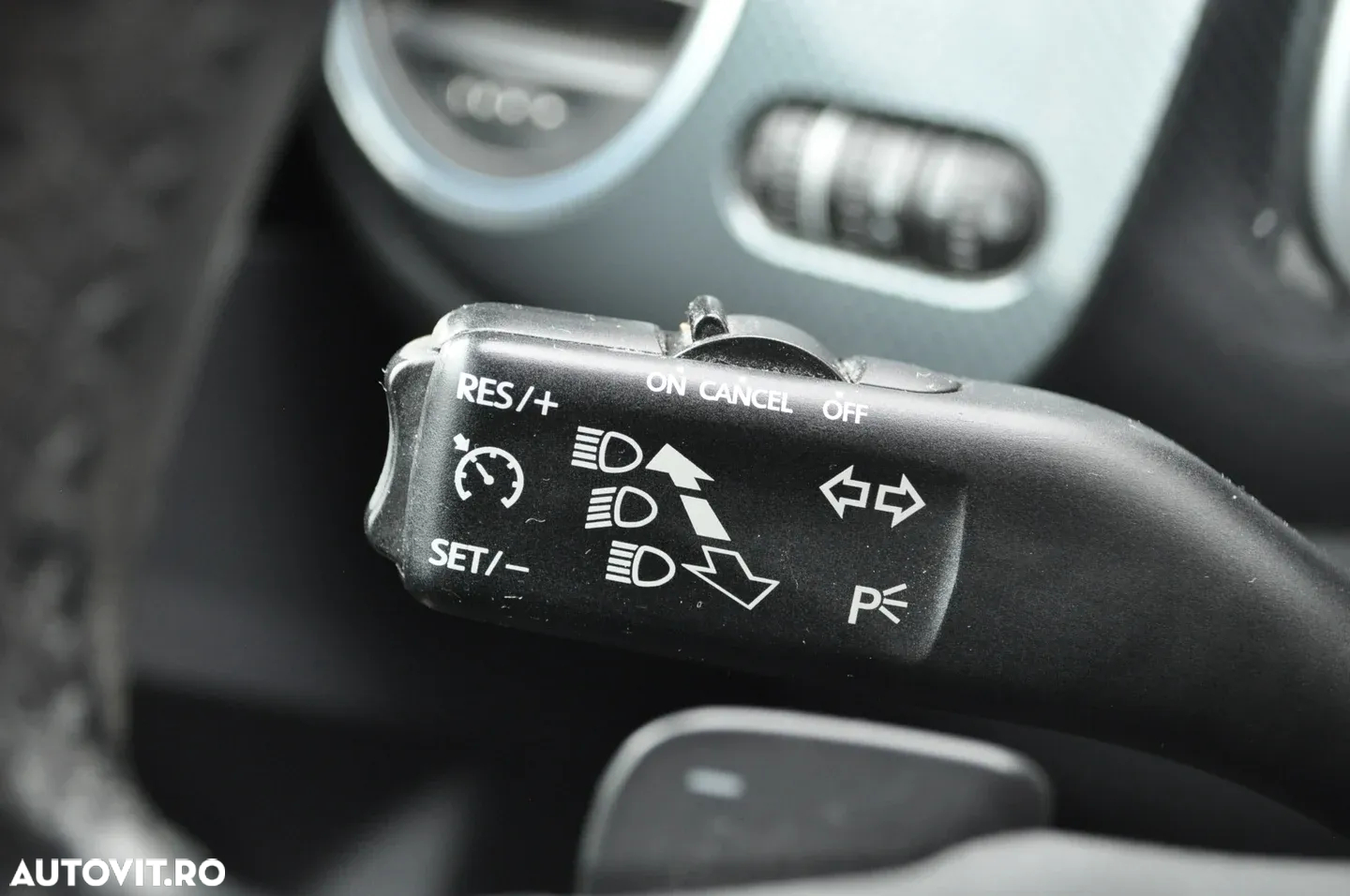Volkswagen Beetle 2.0 TDI DSG6 Sport - 16