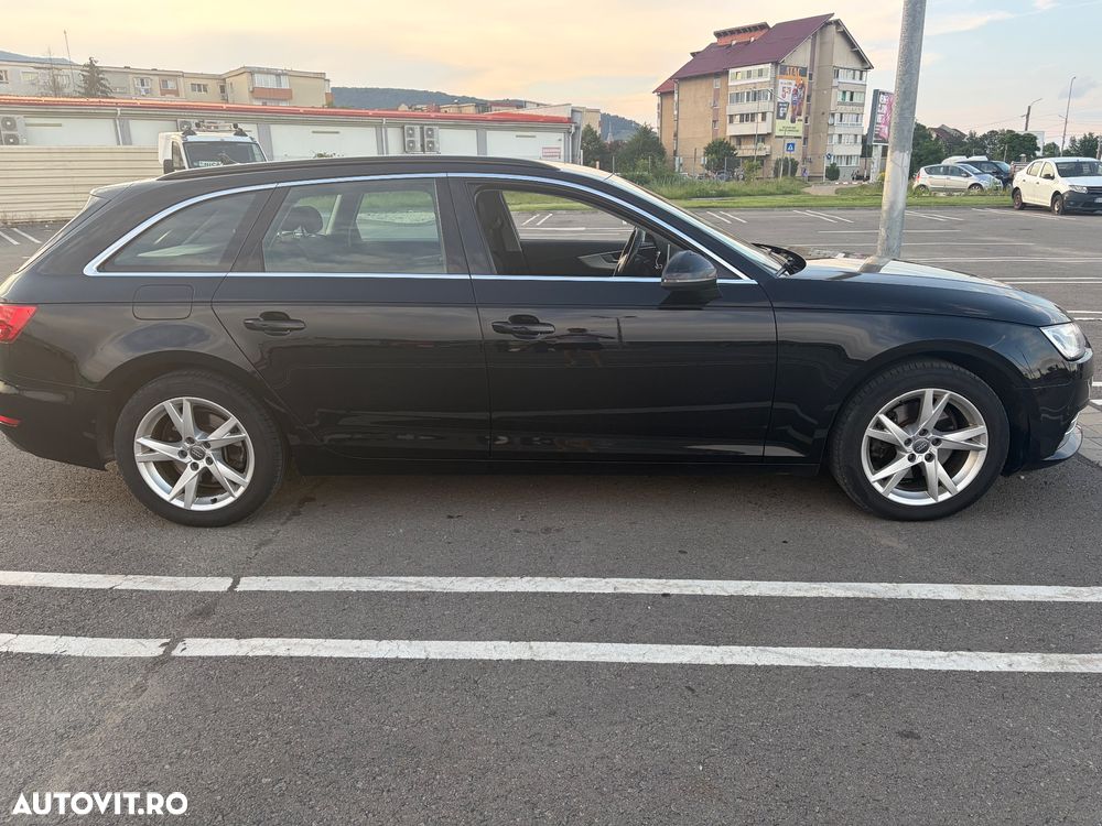 Audi A4 Avant 2.0 TDI S tronic - 6