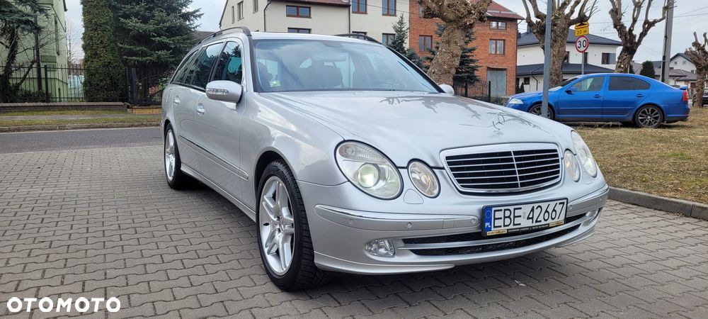 Mercedes-Benz Klasa E 500 4Matic Automatik Avantgarde - 1