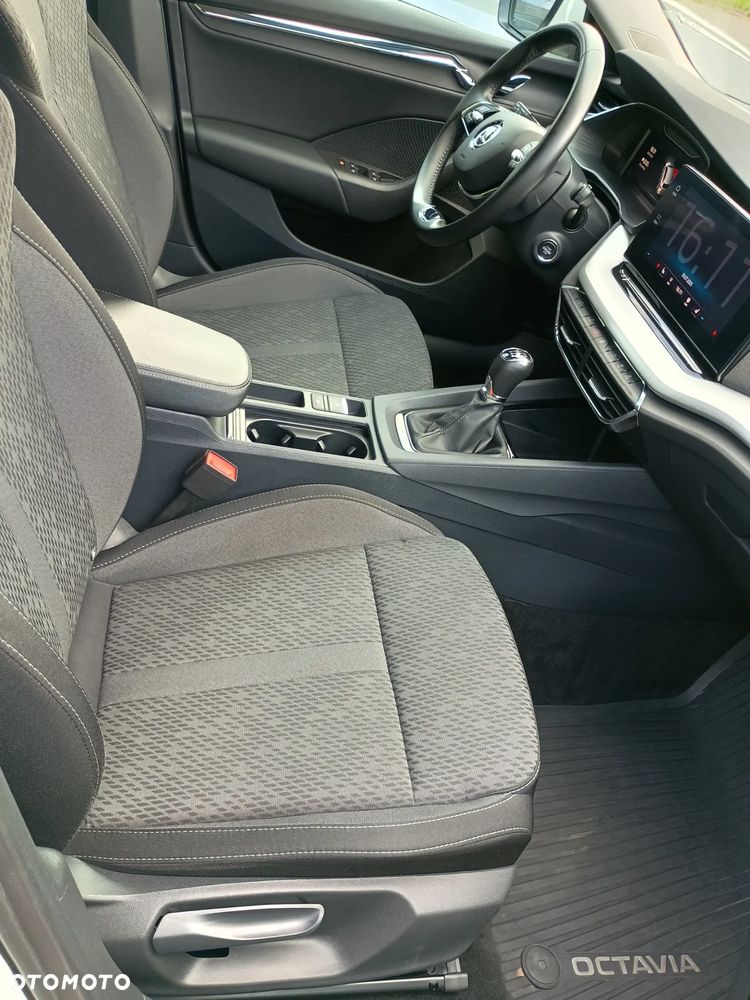 Skoda Octavia 1.5 TSI ACT Style - 35