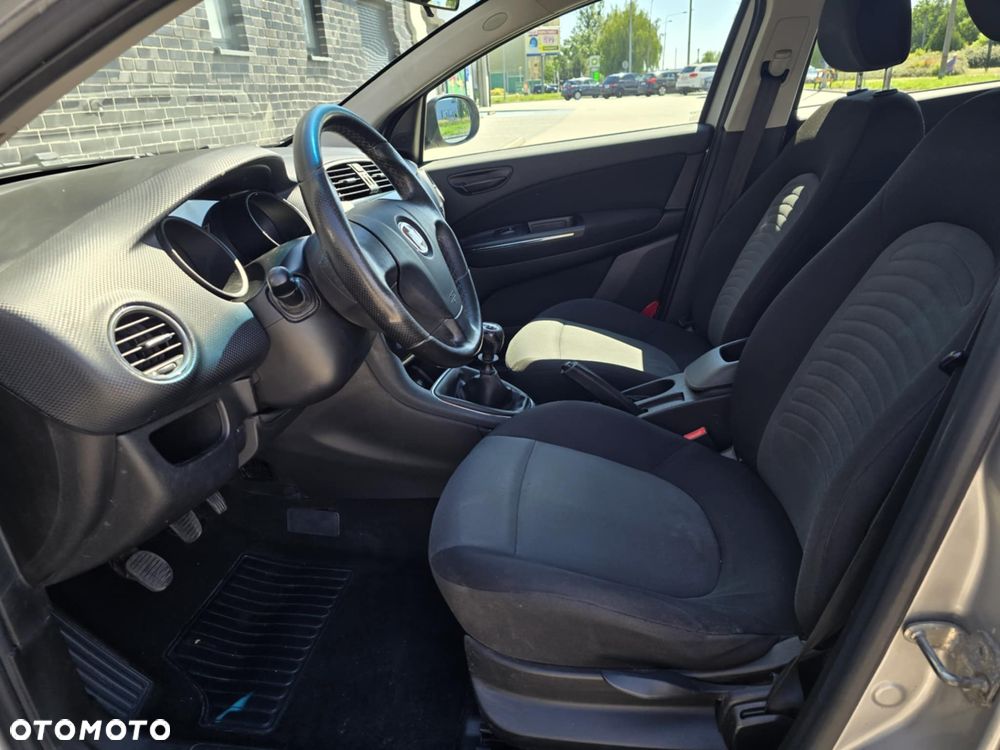 Fiat Bravo 1.4 16V Speed - 17