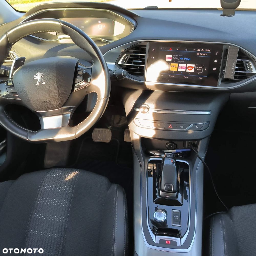 Peugeot 308 1.5 BlueHDi Allure S&S EAT8 - 8