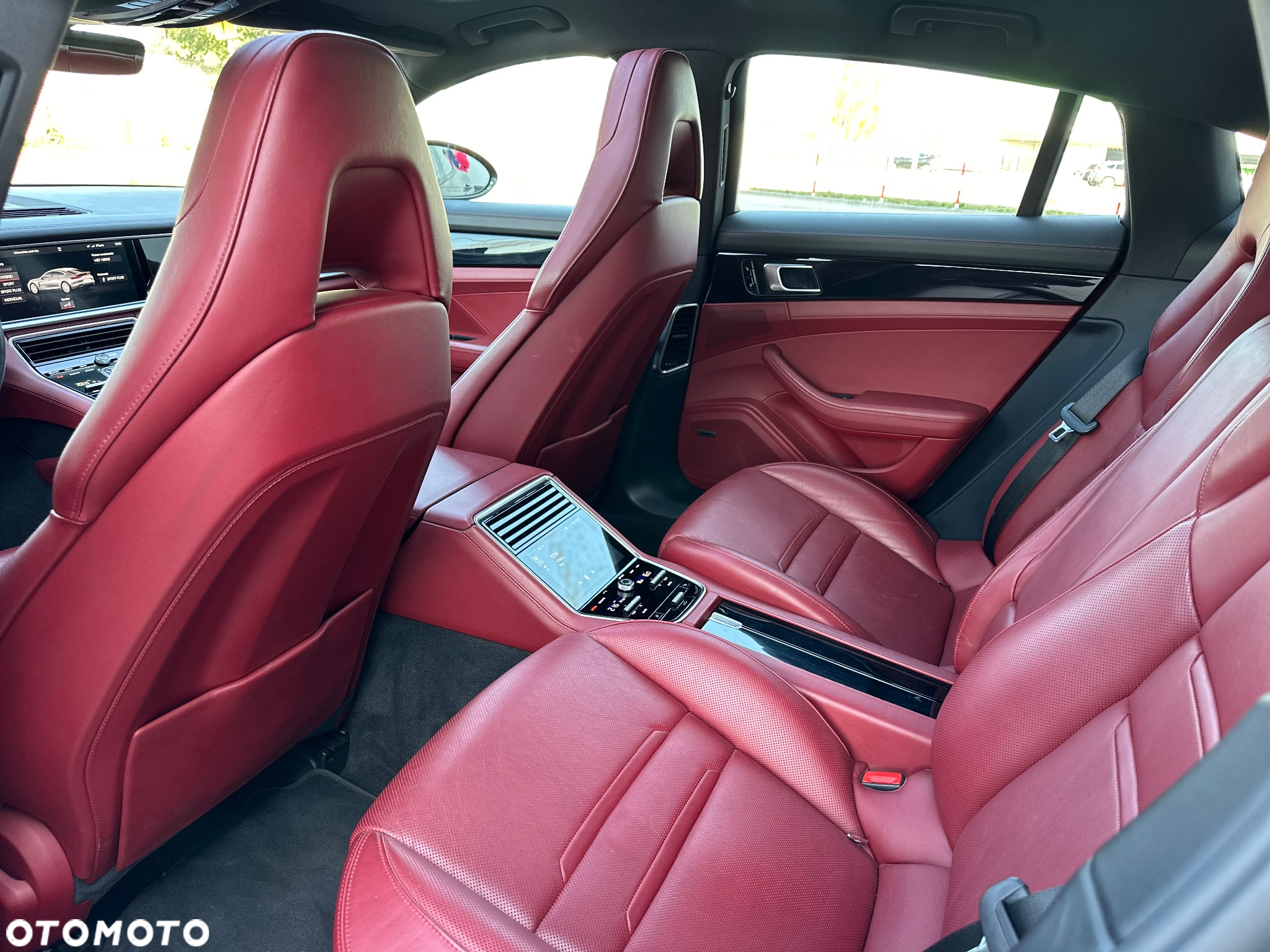 Porsche Panamera 4S E-Hybrid - 11