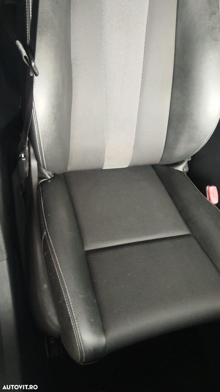 Renault Megane 1.5 dCi Dynamique - 9