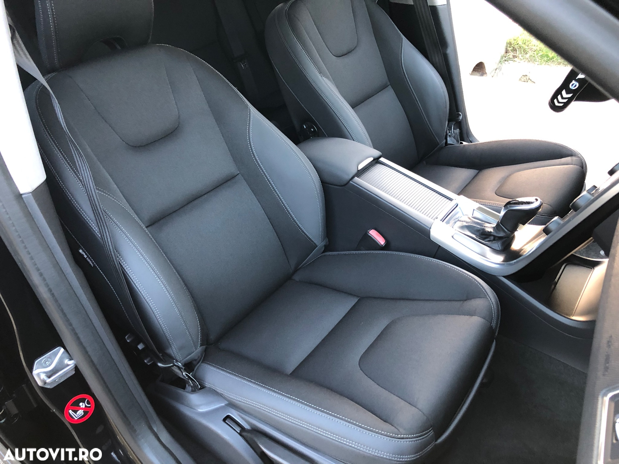 Volvo XC 60 D4 Geartronic Summum - 8