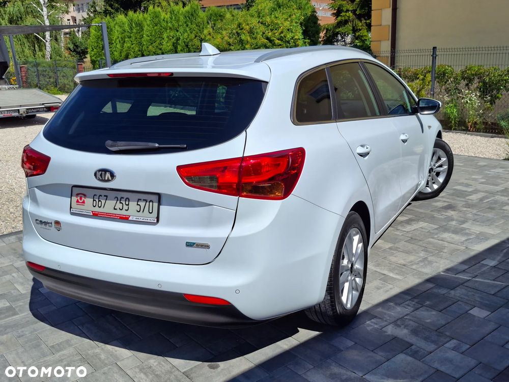 Kia Ceed 1.4 CVVT ISG Dream Team Edition - 3