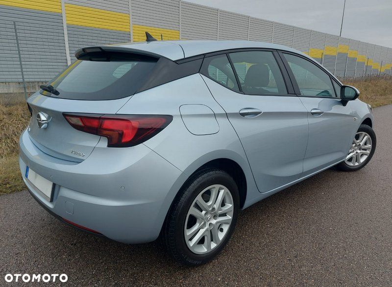 Opel Astra - 3