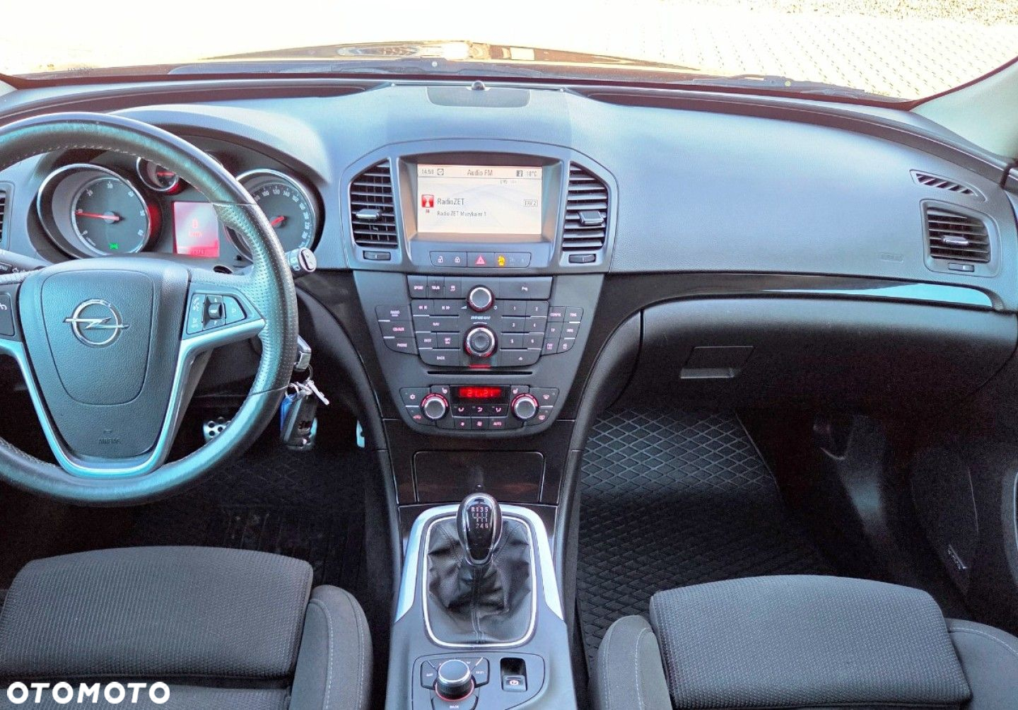 Opel Insignia - 12