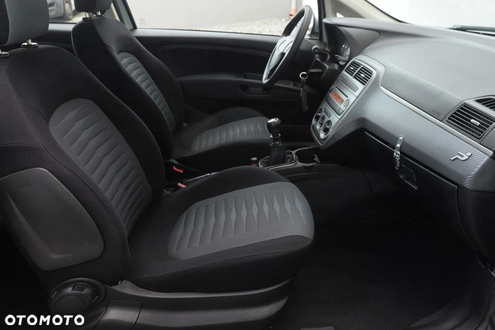 Fiat Punto 1.4 16V Dynamic - 31