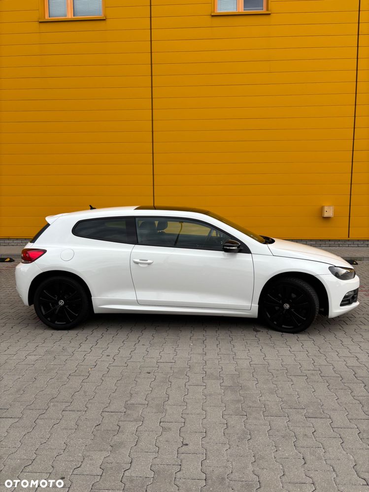 Volkswagen Scirocco - 3