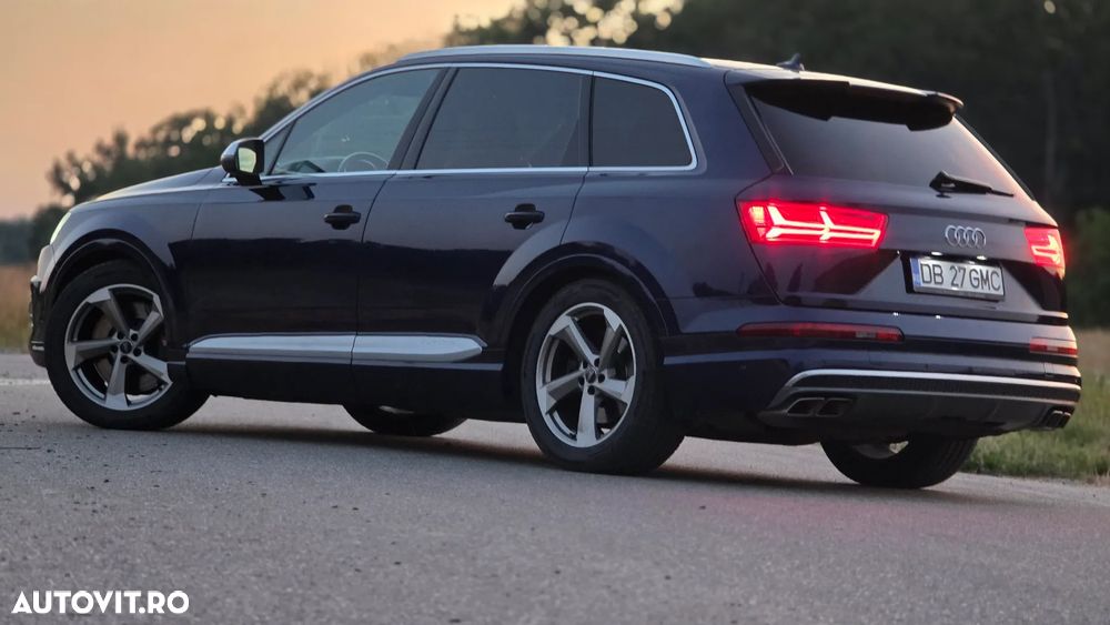 Audi SQ7 4.0 TDI quattro Tiptronic - 22