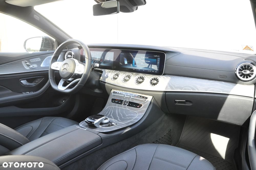 Mercedes-Benz CLS 400 d 4Matic 9G-TRONIC AMG Line - 9
