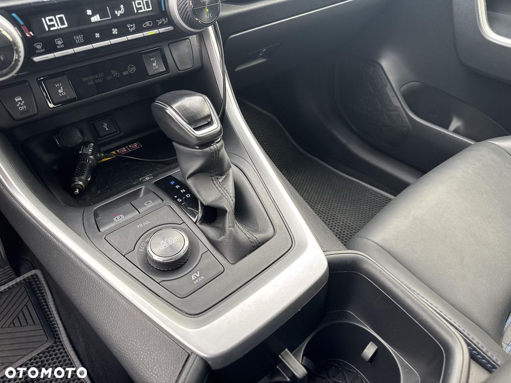 Toyota RAV4 2.5 Hybrid Selection 4x4 - 18