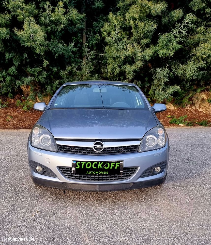 Opel Astra GTC 1.7 CDTi - 2