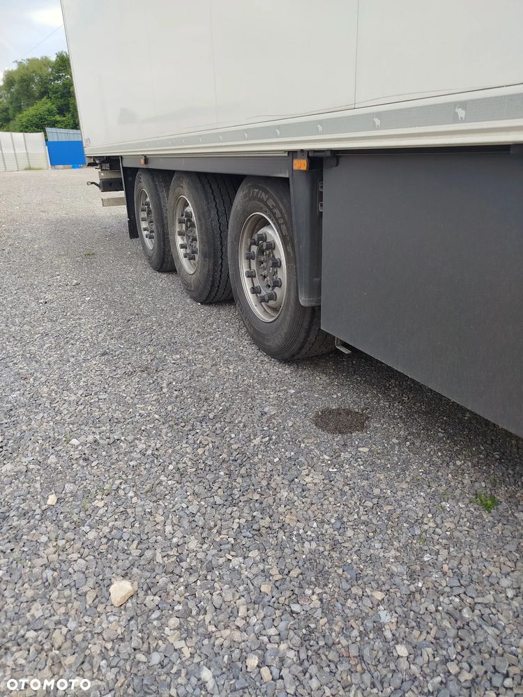 Schmitz Cargobull - 12