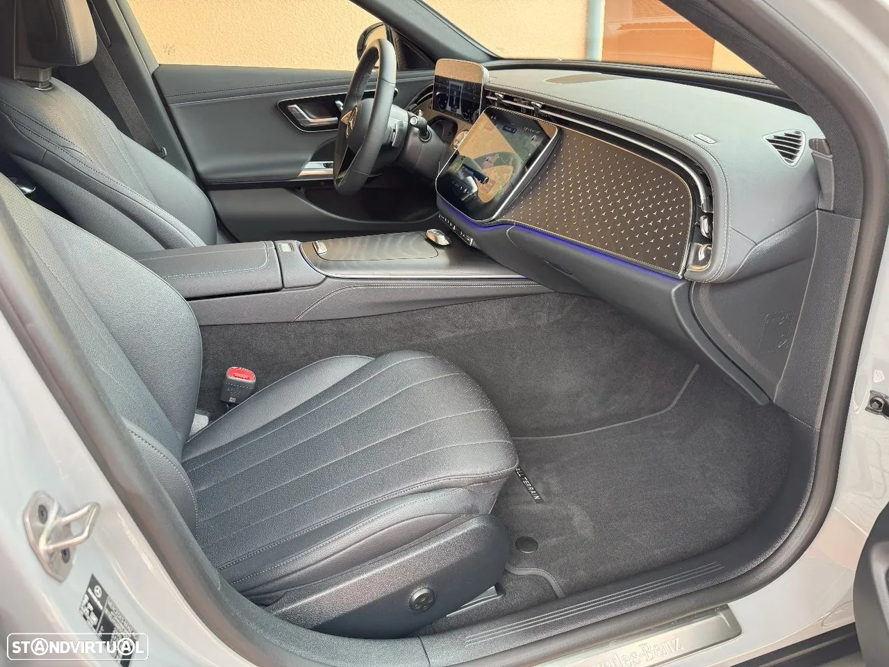 Mercedes-Benz E 300 de 4Matic All-Terrain - 15